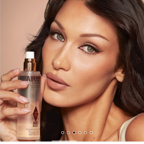 Charlotte Tilbury AIRBRUSH FLAWLESS setting spray 100ml - Picture 3 of 3